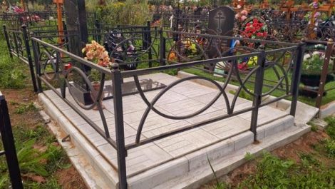Ничего святого: cолигорчанин обворовал могилу ради выпивки