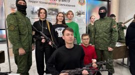 Профориентационное мероприятие с представителями учреждений высшего образования военного профиля проходит сегодня во Дворце культуры