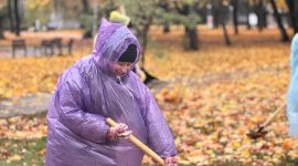 Оксана Куклицкая: сегодня трудовая акция началась с прекрасных стихов: что нам снег, что нам зной, что нам дождик проливной!