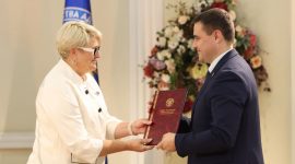 Министр образования о государственной поддержке педагогов