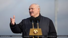 Александр Лукашенко принял участие в церемонии открытия обновленного моста через Припять