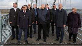 Александр Лукашенко принял участие в церемонии открытия обновленного моста через Припять
