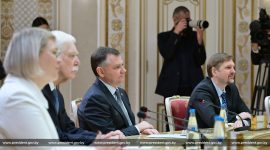 Александр Лукашенко встретился с губернатором Ростовской области России Юрием Слюсарем