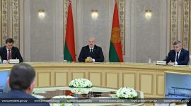 Александр Лукашенко встретился с губернатором Ростовской области России Юрием Слюсарем