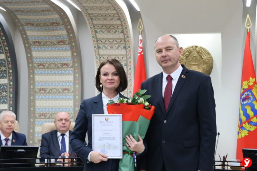 Почетной грамотой Совета Министров и Благодарностью Премьер-министра награждены директор и замдиректора Солигорской птицефабрики