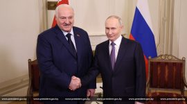 Александр Лукашенко и Владимир Путин провели встречу в Санкт-Петербурге
