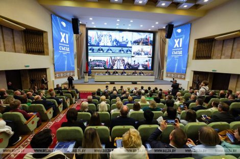 Дмитрий Крутой на заседании 11-го внеочередного съезда Федерации профсоюзов обозначил приоритеты программы социально-экономического развития на 2026-2030 годы