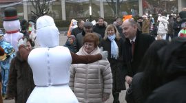 Алексей Кушнаренко поздравил участников новогоднего областного мероприятия в Солигорске с наступающими праздниками