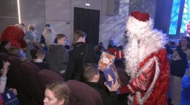 Алексей Кушнаренко поздравил участников новогоднего областного мероприятия в Солигорске с наступающими праздниками