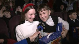 Алексей Кушнаренко поздравил участников новогоднего областного мероприятия в Солигорске с наступающими праздниками