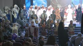 Алексей Кушнаренко поздравил участников новогоднего областного мероприятия в Солигорске с наступающими праздниками