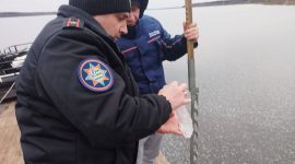 Солигорские спасатели держат «руку на пульсе». Любопытные граждане уже замечены на льду