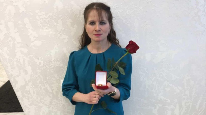 "Откроешь книгу и уже не помнишь, сколько ты дорожек перечистил". Дворник из Солигорска о любви к профессии и источниках силы