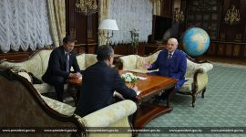 Александр Лукашенко встретился с послом Узбекистана в Беларуси Рахматуллой Назаровым
