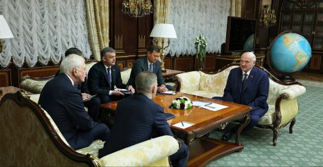 Александр Лукашенко встретился с губернатором Чукотского автономного округа Владиславом Кузнецовым