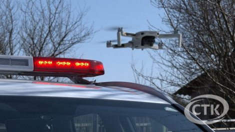 ГАИ контролирует соблюдение правил проезда железнодорожных переездов при помощи дрона