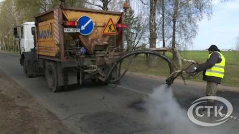 Привести дороги в порядок: на Солигорщине каждую субботу идут работы по благоустройству