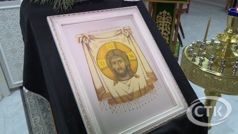 Православные христиане празднуют Благовещение Пресвятой Богородицы