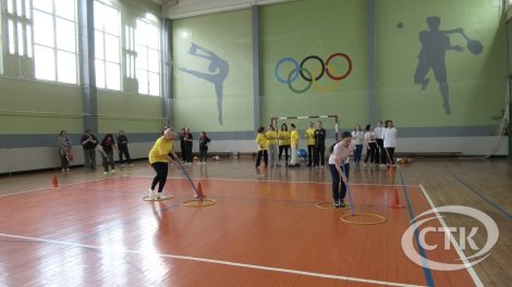 Спортивный праздник «Женщина, спорт, труд – рядом идут!»