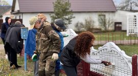 Как прошел республиканский субботник в агрогородке Долгое? Фоторепортаж