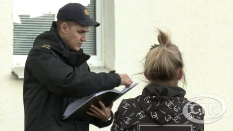 Что будет за курение там, где это запрещено? Оправились в рейд с милицией