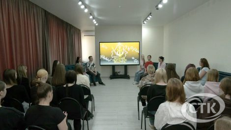 Пазнай творчую Беларусь: ансамбль танца, музыкі і песні «Белыя Росы»