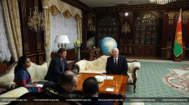 Александр Лукашенко встретился с Министром иностранных дел, трудоустройства за рубежом и туризма Шри-Ланки Виджитой Хератом