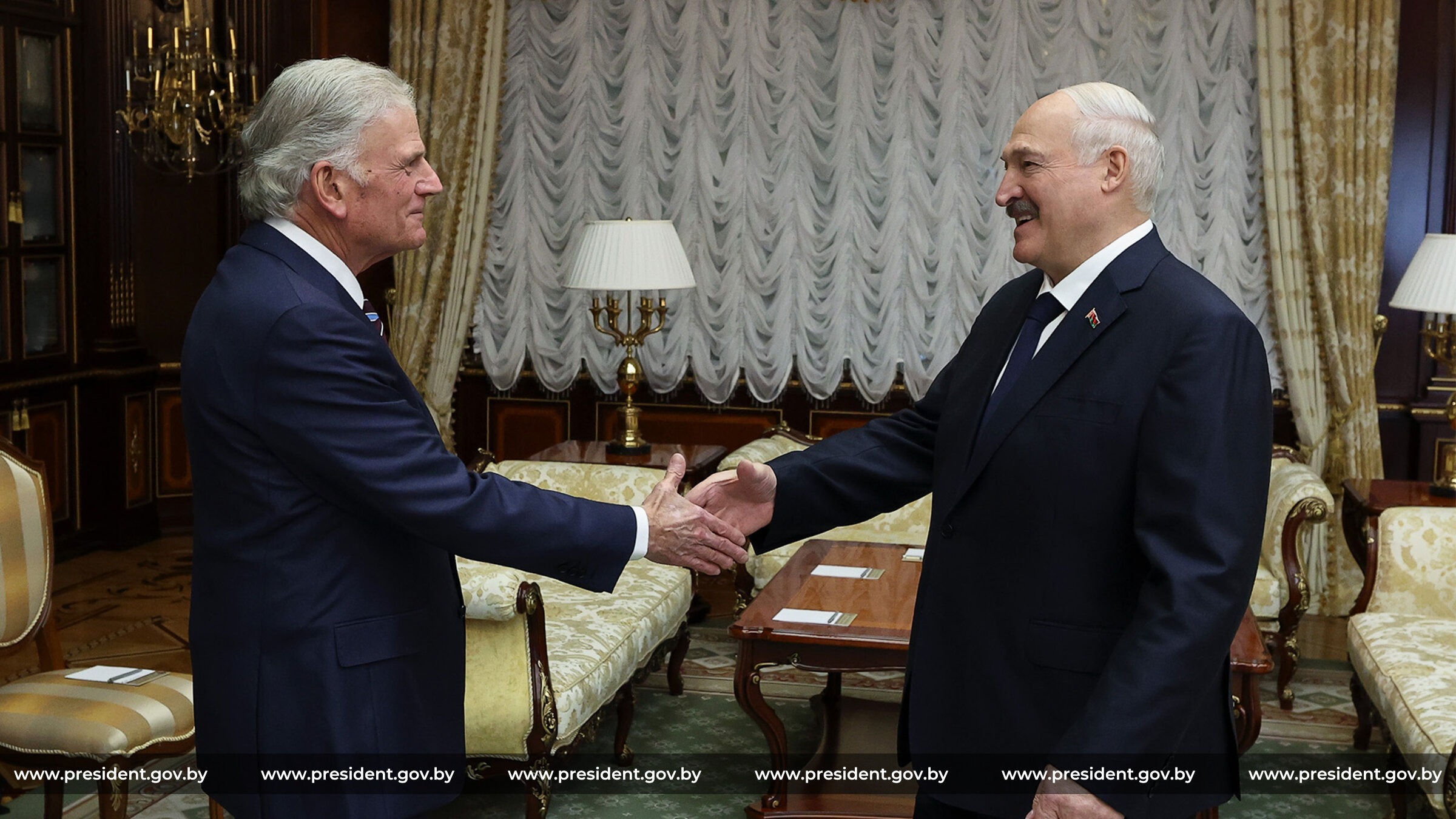 Александр Лукашенко проводит встречу с Франклином Грэмом - президентом и генеральным директором Евангелистской ассоциации Билли Грэма
