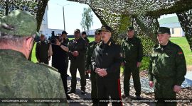 Александр Лукашенко прибыл в ракетную бригаду Вооруженных Сил в Осиповичском районе