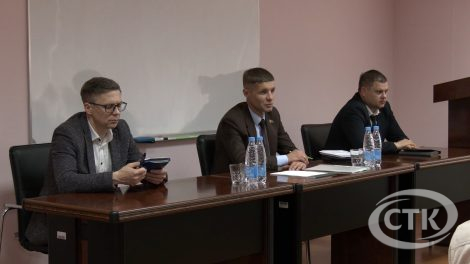 Павел Пархоменко встретился с коллективом «РМЗ Универсал»