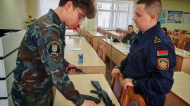 Месяцы упорного труда. Воспитанники военно-патриотического клуба "Орлы" Солигорского РОВД сдали итоговые испытания