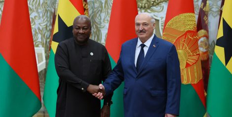 Александр Лукашенко провел переговоры с Президентом Ганы, который посетил Беларусь с официальным визитом