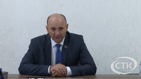 Личный прием граждан провел председатель Солигорского райисполкома Анатолий Лодыга
