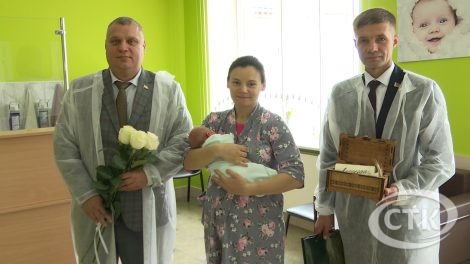 Першую "Бацькаву кашулю" ўручылі ў Салігорску