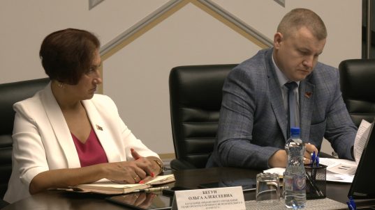 За каждой цифрой – покалеченные судьбы. Реализацию мероприятий по профилактике наркомании и противодействию незаконного оборота наркотиков обсудили в Солигорском райисполкоме