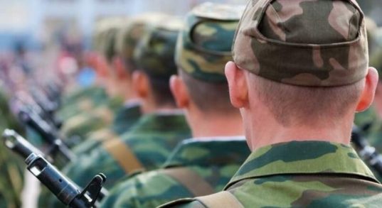 Лукашенко подписал указ «Об увольнении в запас и призыве на срочную военную службу, службу в резерве»