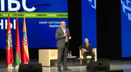 Министр культуры Марат Марков в Солигорске. Открытый диалог проходит во Дворце культуры