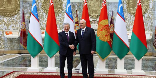 Лукашенко: Беларусь и Узбекистан могут выйти к 2030 году на товарооборот в 2 млрд долларов