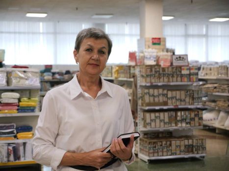 История одного дела: Лариса Томкович о сорока годах в торговле и любви к людям