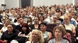 Министр культуры Марат Марков в Солигорске. Открытый диалог проходит во Дворце культуры