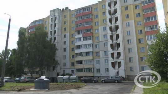 В Солигорске началась установка 70 современных контейнеров