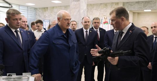 Александр Лукашенко совершил рабочую поездку в Вилейский район Минской области