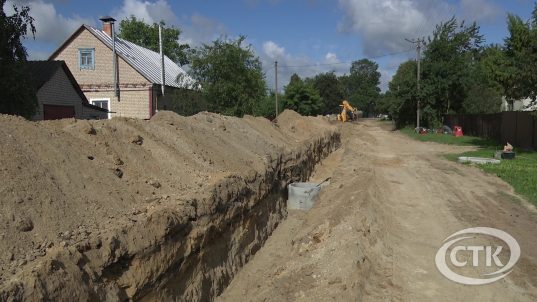 Агрогородки благоустраиваются. В Старых Терушках строят водопроводную сеть
