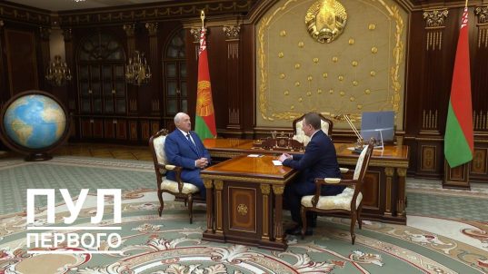 Александр Лукашенко принял с докладом Премьер-министра Александра Турчина