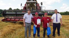 Мастера своего дела: в ОАО «Добрица» наградили лучших комбайнеров