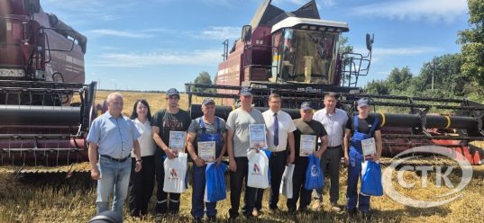 Команда лидеров жатвы Солигорского района пополнилась новыми тысячниками