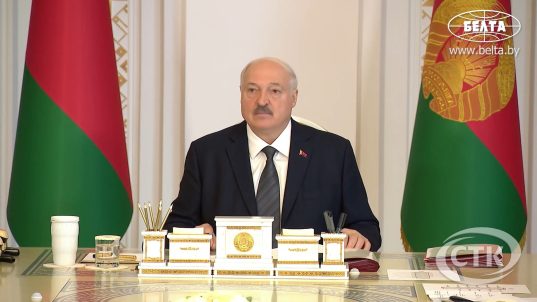 Александр Лукашенко: к людям нужно быть ближе