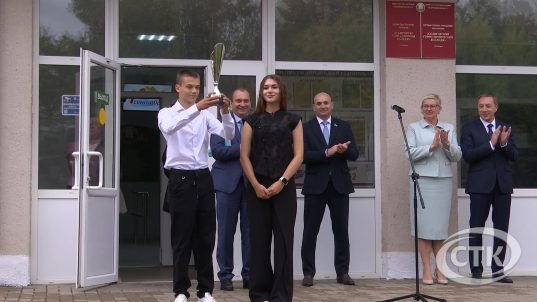 Горно-химический колледж посетил первый заместитель премьер-министра Николай Снопков