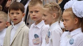 Торжественные линейки, посвященные 1 сентября, прошли в школах Солигорщины. Фоторепортаж
