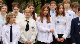 Торжественные линейки, посвященные 1 сентября, прошли в школах Солигорщины. Фоторепортаж